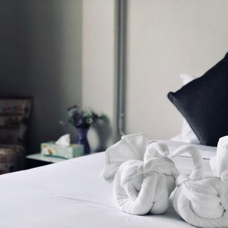 Lis Nimman Hotel Csiangmaj Kültér fotó
