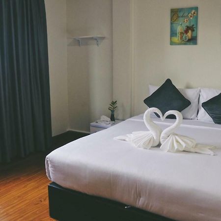 Lis Nimman Hotel Csiangmaj Kültér fotó