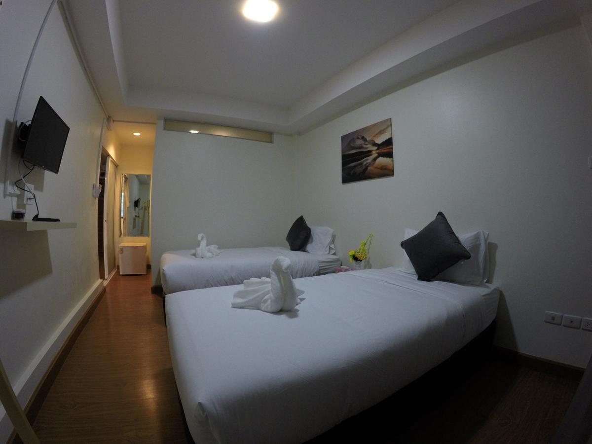 Lis Nimman Hotel Csiangmaj Kültér fotó