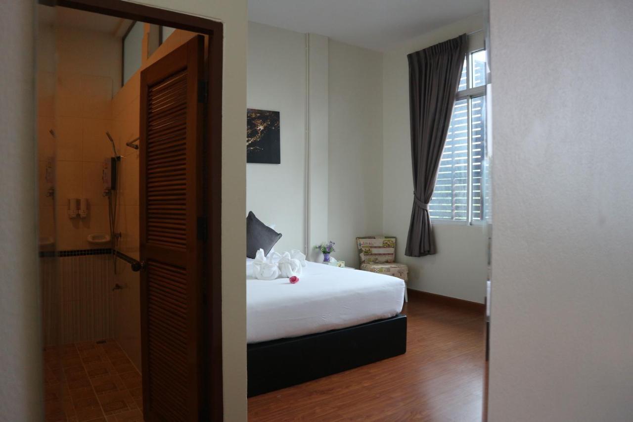 Lis Nimman Hotel Csiangmaj Kültér fotó