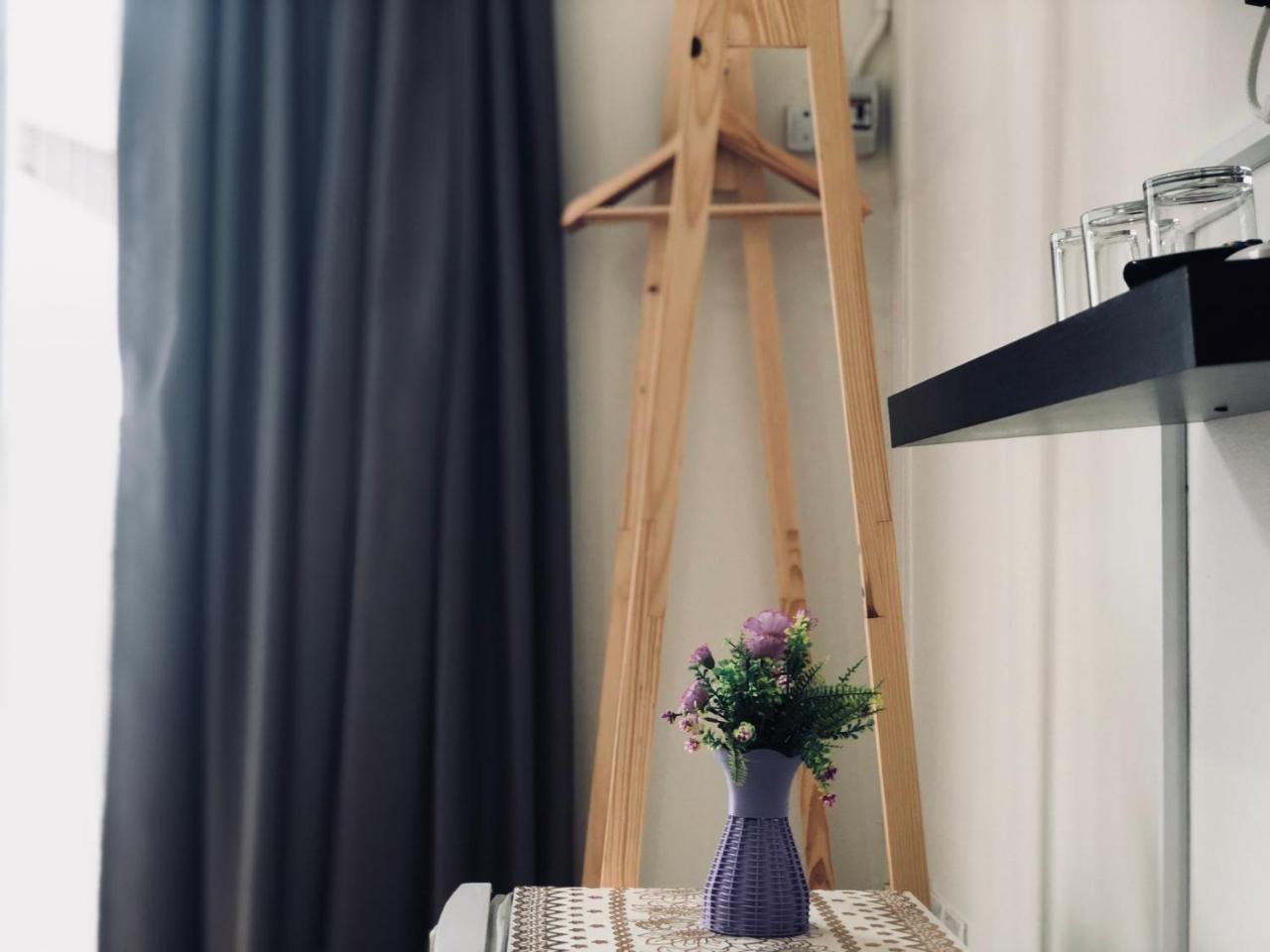 Lis Nimman Hotel Csiangmaj Kültér fotó