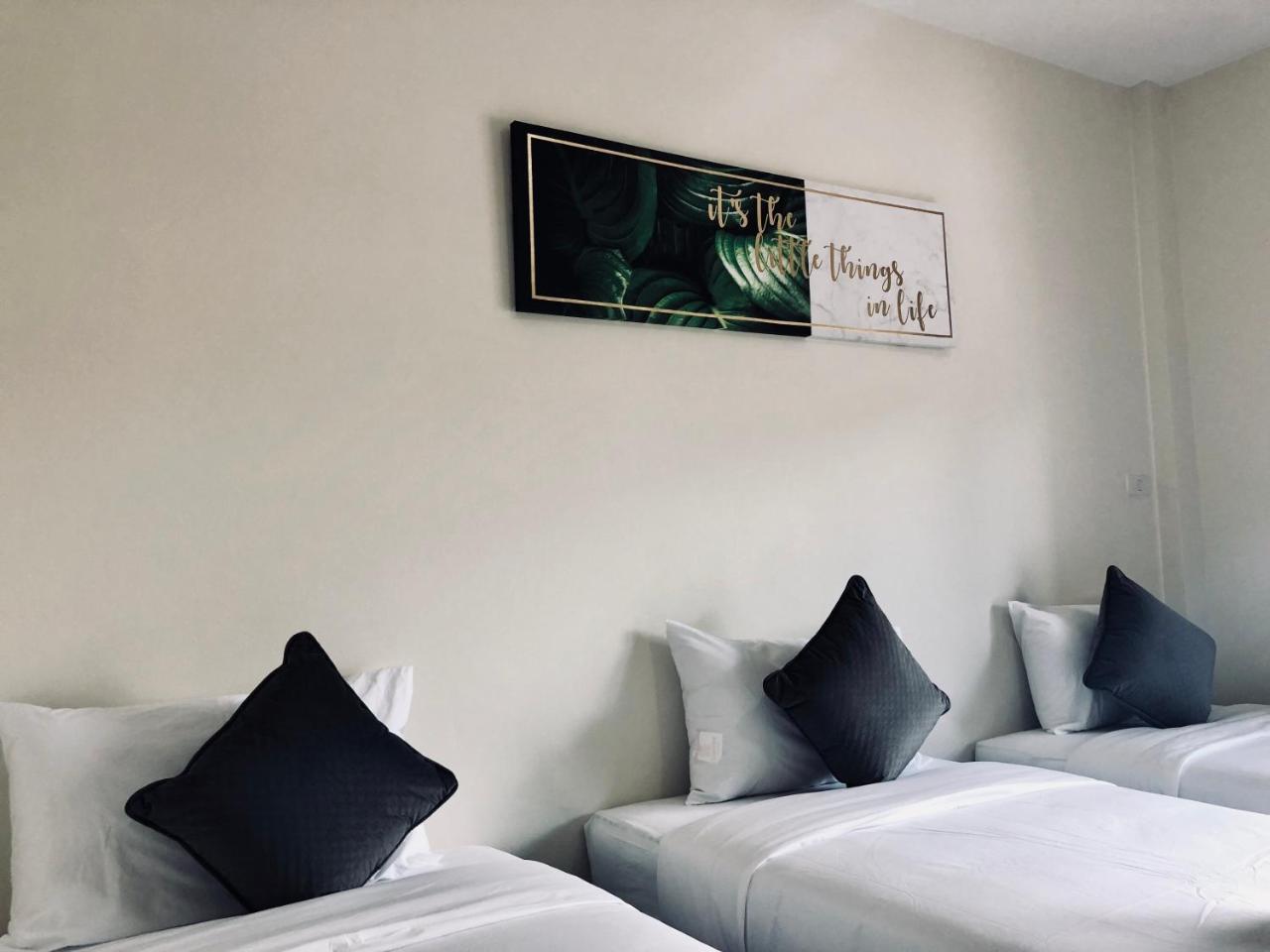 Lis Nimman Hotel Csiangmaj Kültér fotó