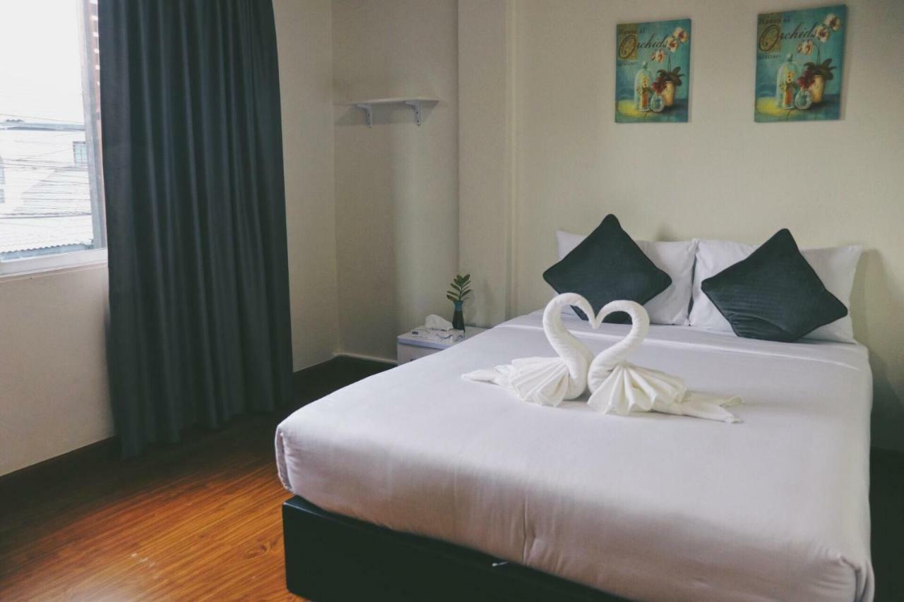 Lis Nimman Hotel Csiangmaj Kültér fotó